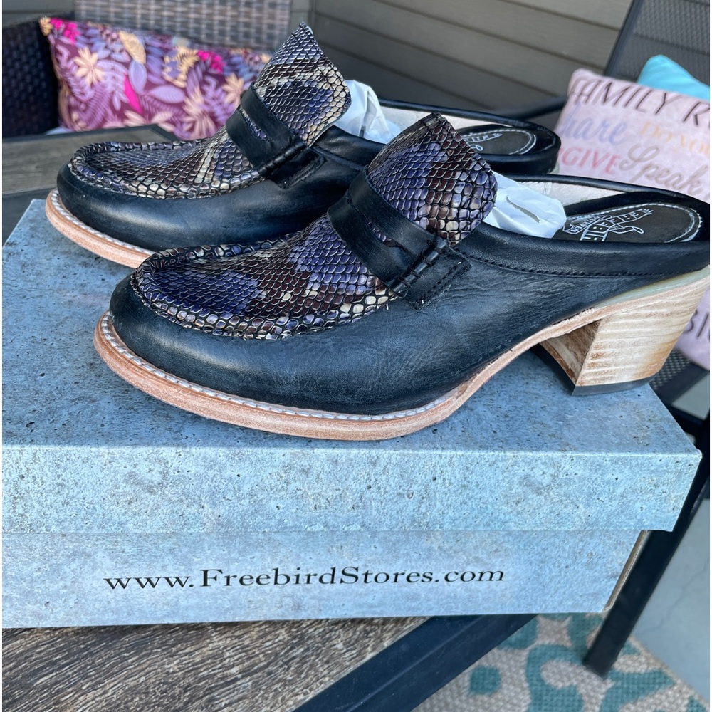 Collins by Freebird. Mint condition.